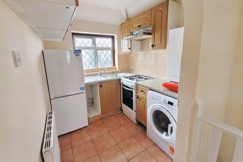 undefined, Berkeley Waye, Hounslow, Greater London TW5