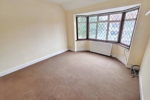 1 bedroom apartment to rent, Berkeley Waye, Hounslow, Greater London TW5