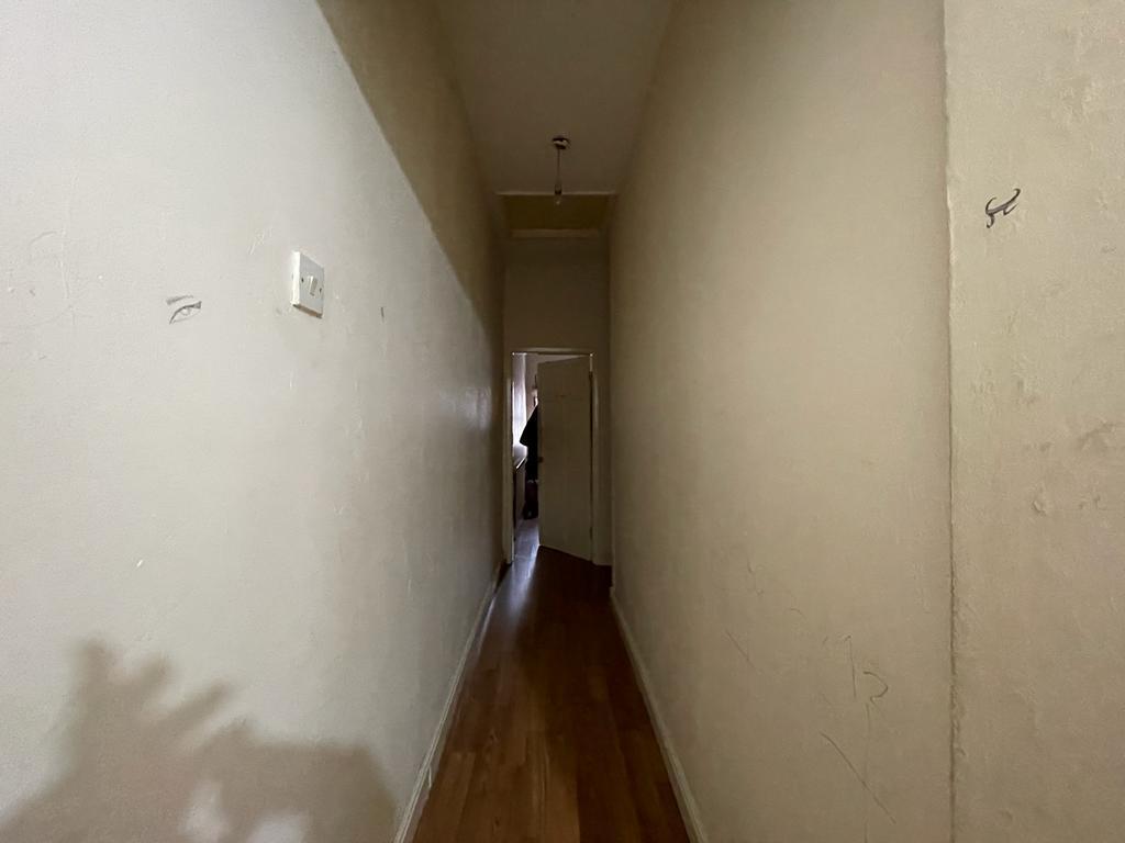 Bedrooms corridor