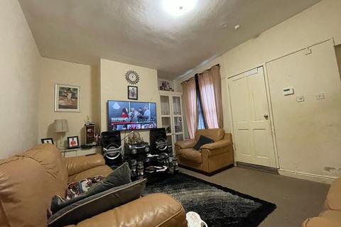 4 bedroom semi-detached house for sale, West Bromwich Street, Walsall, West Midlands