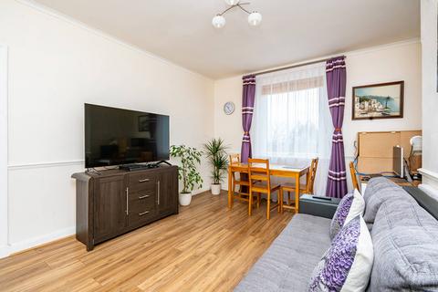 229/5 Calder Road, Edinburgh, EH11 4RG