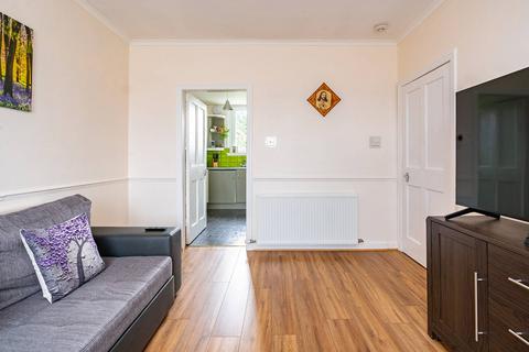 229/5 Calder Road, Edinburgh, EH11 4RG