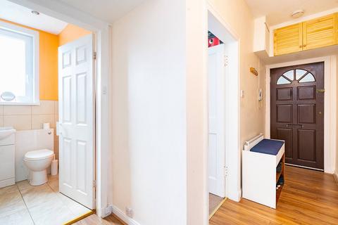 229/5 Calder Road, Edinburgh, EH11 4RG