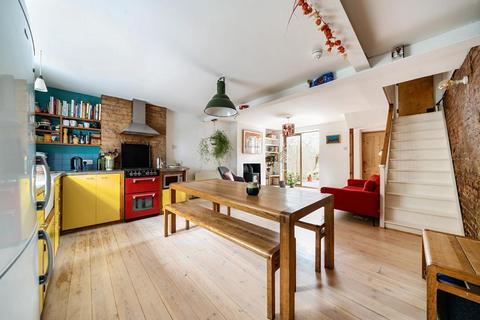 60 Malpas Road, London, SE4 1BS