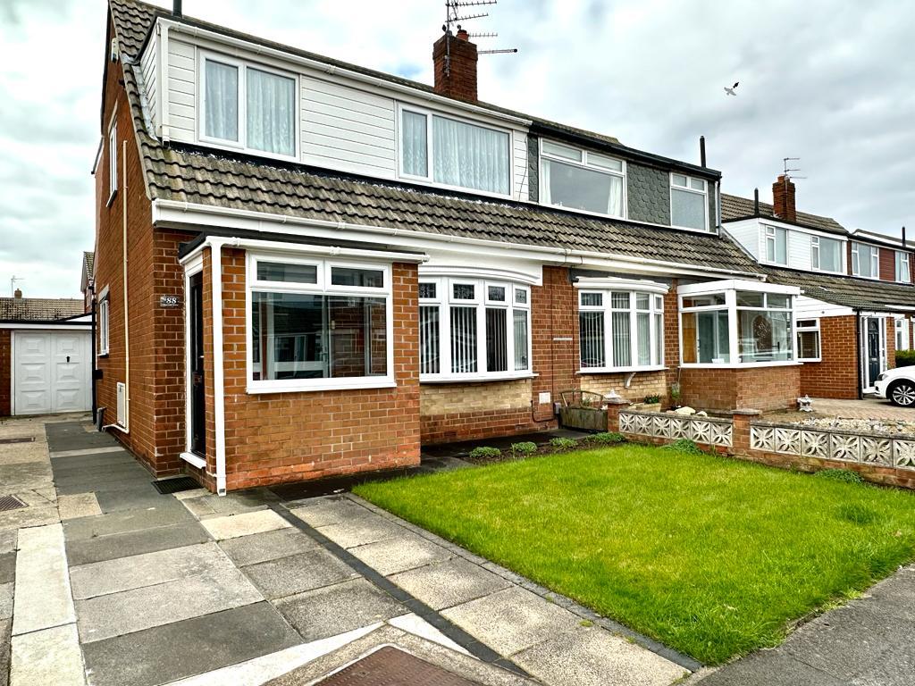 Churchill Drive, MarskebytheSea TS11 3 bed semidetached house for sale £195,000
