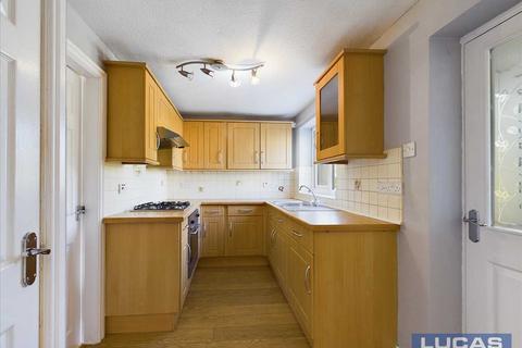 3 bedroom semi-detached house to rent, Stad Ty Croes, Llanfairpwll