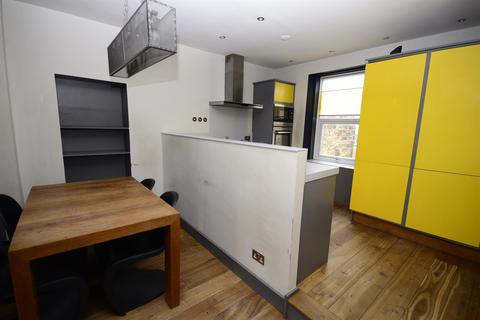 682 Durham Road, Gateshead, NE9 6JA