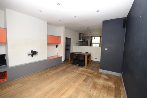 682 Durham Road, Gateshead, NE9 6JA