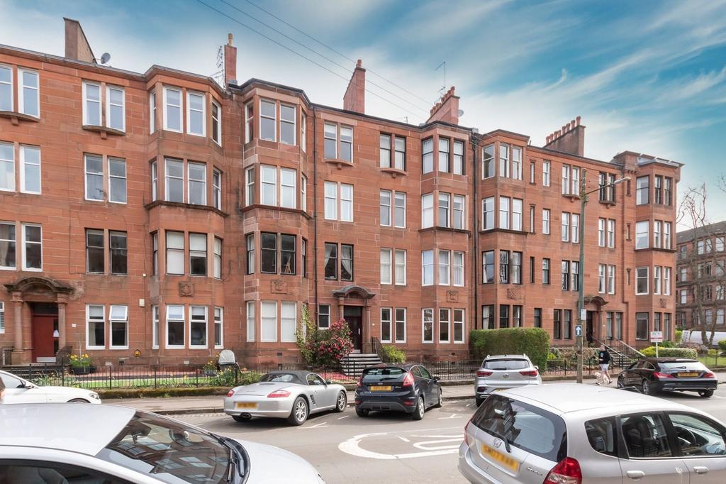 Airlie Street, Flat 0/2, Hyndland, Scotland, G12 9SN 2 bed flat £1,200 pcm (£277 pw)