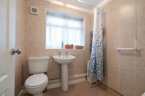 64 Burnside Way, Longbridge, Birmingham, B31 4JY