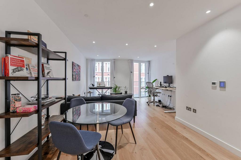 ESTHER ANNE PLACE, Angel, LONDON, N1 1 bed flat £3,200 pcm (£738 pw)