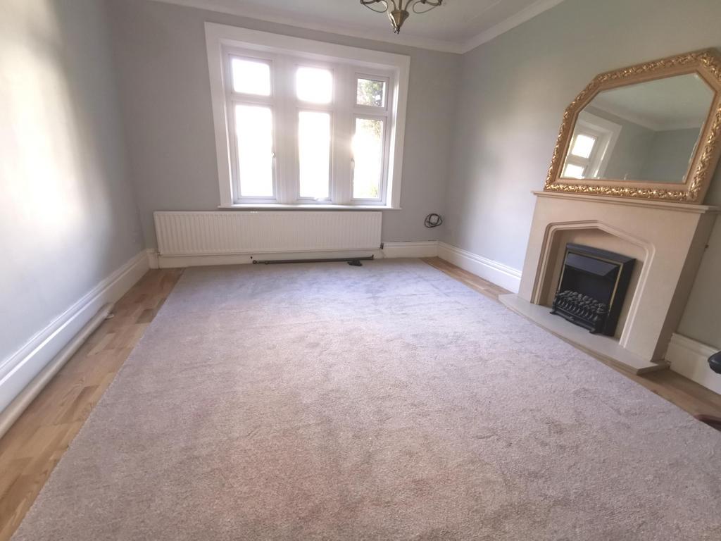 Station Road, Forest Hall, Newcastle upon Tyne, NE12 3 bed detached