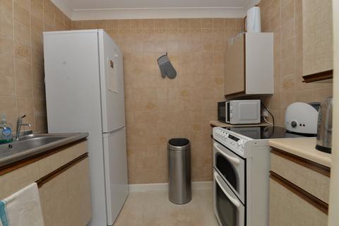 1 bedroom apartment for sale - Station Road, New Milton, BH25