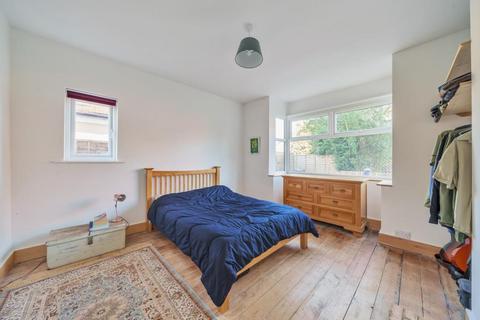 1 bedroom maisonette for sale, Surbiton,  Surrey,  KT6