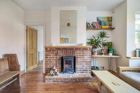 1 bedroom maisonette for sale, Surbiton,  Surrey,  KT6