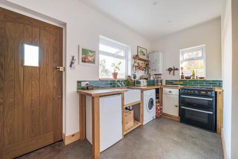 1 bedroom maisonette for sale, Surbiton,  Surrey,  KT6