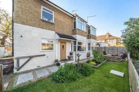 1 bedroom maisonette for sale, Surbiton,  Surrey,  KT6