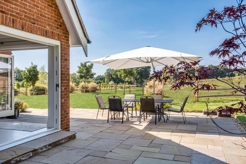 Spats Lane, Headley Down, Bordon, Hampshire, GU35 6 bed detached house for sale £2,500,000