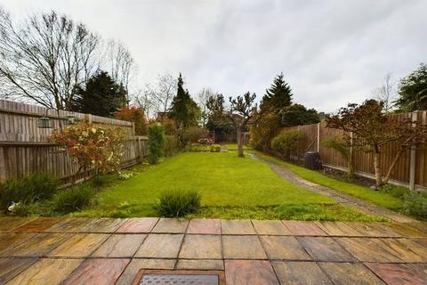 70 Cannonbury Avenue, Pinner, HA5 1TS