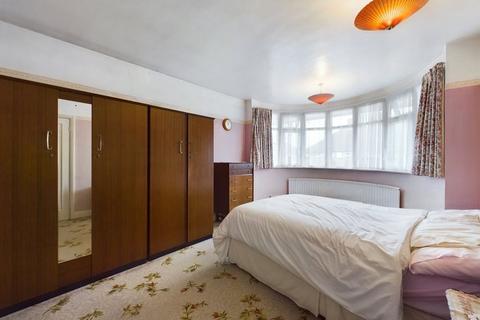 70 Cannonbury Avenue, Pinner, HA5 1TS