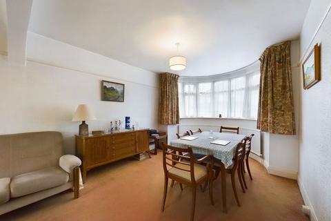70 Cannonbury Avenue, Pinner, HA5 1TS