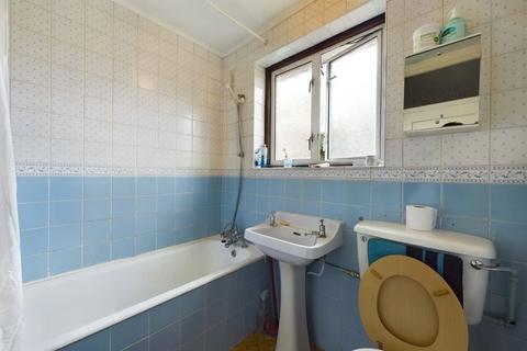 70 Cannonbury Avenue, Pinner, HA5 1TS