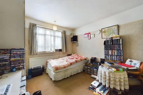 70 Cannonbury Avenue, Pinner, HA5 1TS