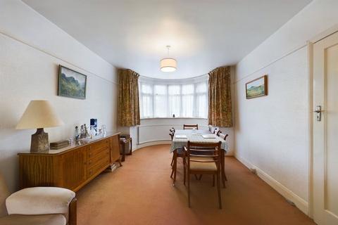 70 Cannonbury Avenue, Pinner, HA5 1TS