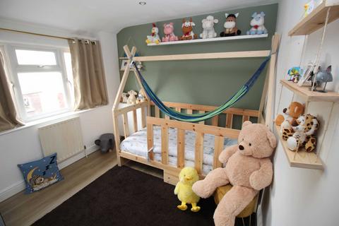 4 Elm Avenue, Heybridge, Maldon, CM9 4NT