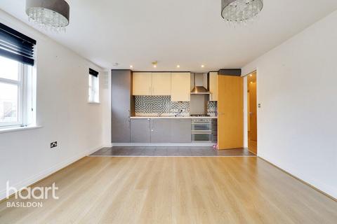 3 Cavell Court, Basildon, SS14 3TH