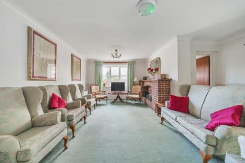 1 bedroom retirement property for sale - Weybridge,  Surrey,  KT13