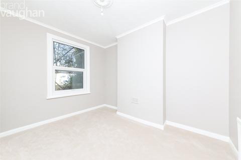 3 bedroom terraced house to rent, Queens Park Road, Brighton, East Sussex, BN2