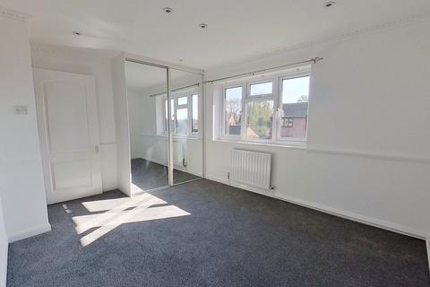 2 bedroom flat to rent, Wayland Drive, Adel, Leeds