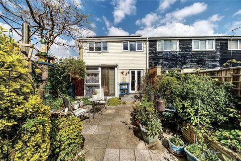 15 Hyde Close, Southampton, SO15 5QA