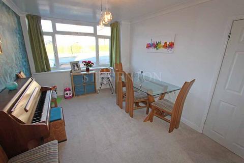 83 Crossland Crescent, Wolverhampton, WV6 9LA