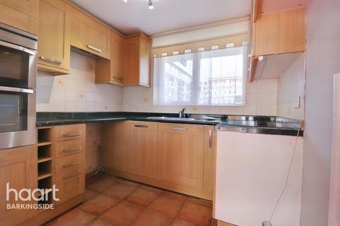 68 Tiptree Crescent, Ilford, IG5 0SY