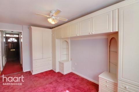 68 Tiptree Crescent, Ilford, IG5 0SY