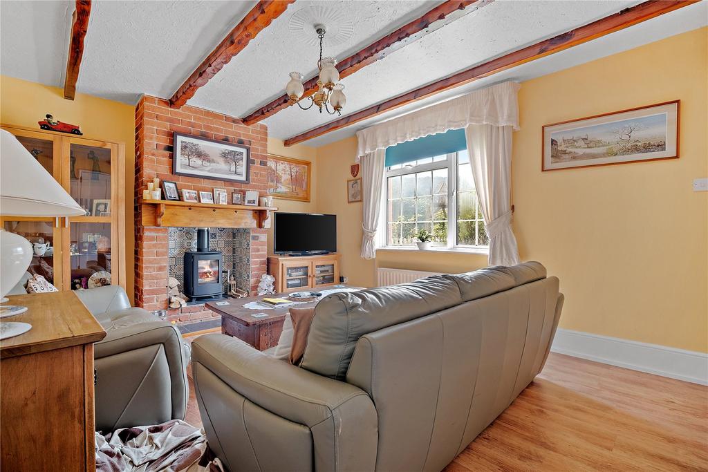 Shillingstone, Blandford Forum, Dorset 4 bed semidetached house for