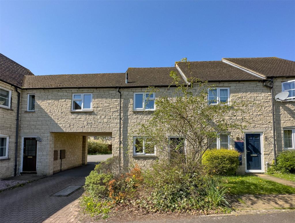 Bibury Close Witney Ox28 2 Bed Terraced House £1 300 Pcm £300 Pw