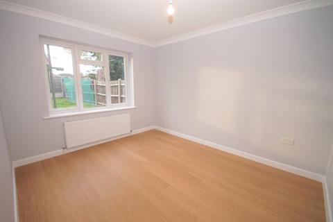 1 bedroom ground floor flat to rent, Willow Court, Harrow HA2