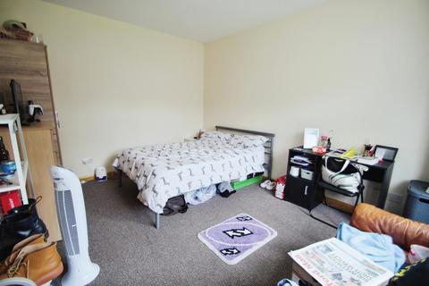 1 bedroom in a house share to rent, Littlemore Road, Cowley