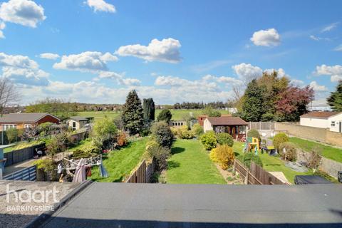 61 Forest Road, Ilford, IG6 3HA