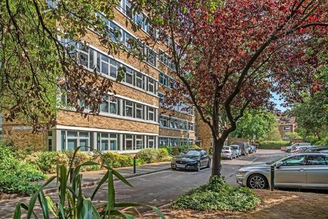 24 Holly Tree Close, London, SW19 6EA