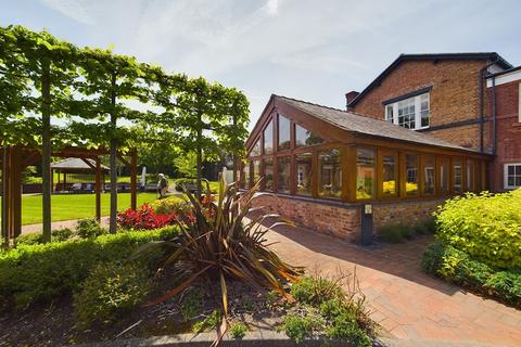 2 bedroom retirement property for sale - Apartment 12, Boughton Hall, Filkins Lane, Chester