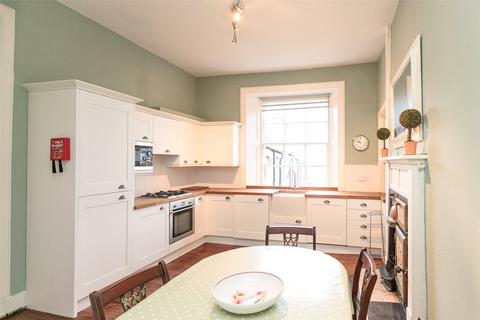 undefined, Montgomery Street, Edinburgh, EH7