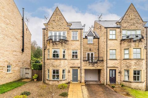 5 bedroom semi-detached house for sale - Ivy Court, Ilkley, West Yorkshire, LS29