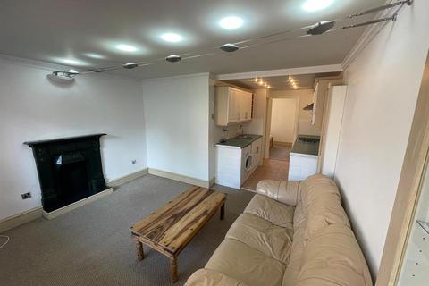 3 Campion Close, Denham, Uxbridge, UB9 5BX