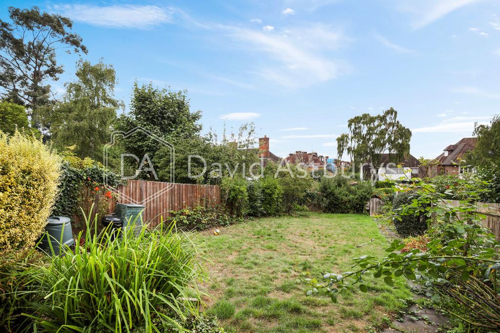 Cranley Gardens, Muswell Hill N10 6 bed semidetached house for sale