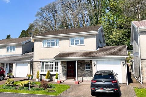 Woodlands Park Drive, Cadoxton, Neath, SA10 8AW