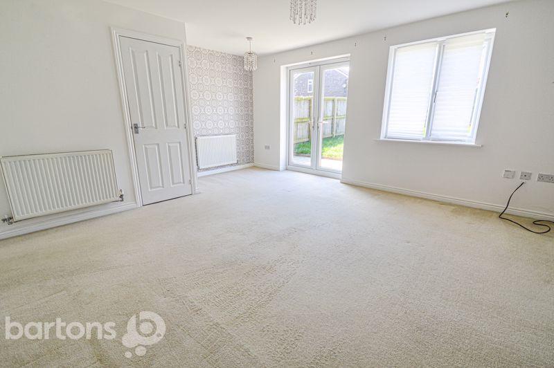 Fred Edwards Park, Upper Haugh 3 bed terraced house £800 pcm (£185 pw)